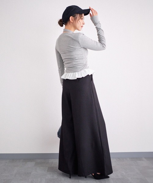murea(ミュレア)の「センターインタックワイドパンツ(その他パンツ・レディース・アイボリー/グレー/ネイビー/ブラック・S/M)」の21枚目の写真