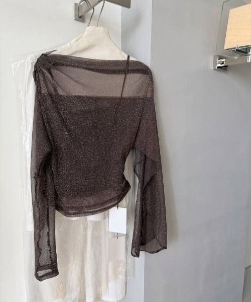 witch(ウイッチ)の「重ね着風シアーオフショルダートップス(シャツ/ブラウス・レディース・モカ/ブラウン/ベージュ・FREE)」の13枚目の写真