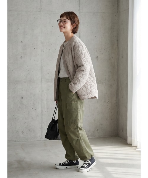 Sew loop(ソーループ)の「両面キルティング・ラウンドネック長袖中綿ジャケット(ノーカラージャケット・レディース・ブラック/グレー・FREE)」の9枚目の写真