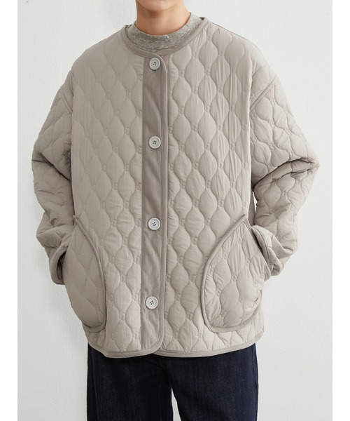 Sew loop(ソーループ)の「両面キルティング・ラウンドネック長袖中綿ジャケット(ノーカラージャケット・レディース・ブラック/グレー・FREE)」の12枚目の写真