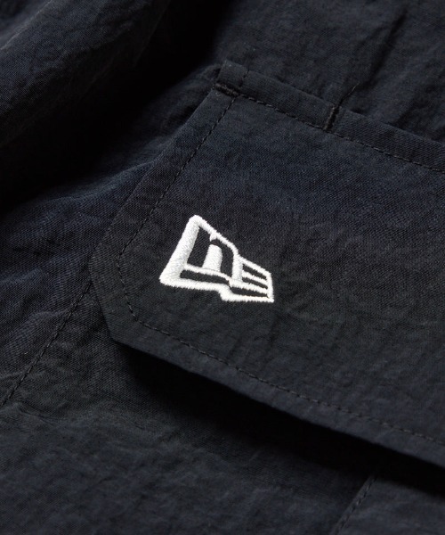 NEW ERA（ニューエラ）の「ニューエラ NEW ERA NYLON CURVED CARGO PANTS BLK（カーゴパンツ・メンズ・ブラック・LL/M）」の8枚目の写真