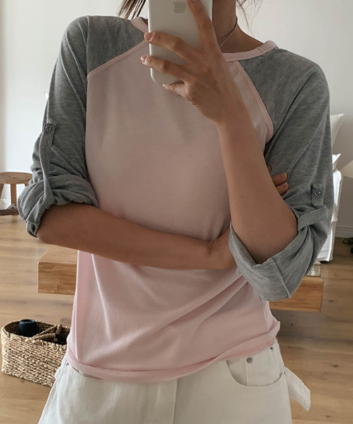 VIVID LADY(ビビッドレディー)の「ロールアップ配色 ラグランロングTシャツ(Tシャツ/カットソー・レディース・ライトブルー/ネイビー/ピンク/ミント・FREE)」の15枚目の写真