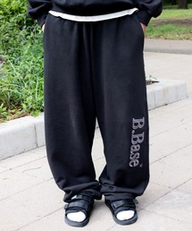 BROKEN BASE（ブロークンベース）の「B.Base Framed Panel Sweatpants / B.Base フレームパネルスウェットパンツ（スウェットパンツ）」