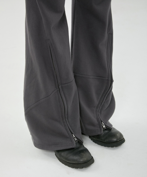FLAREUP(フレアアップ)の「ナナ フレアスウェットパンツ (FL-273_Charcoal)(その他パンツ・レディース・チャコール・1/02)」の4枚目の写真