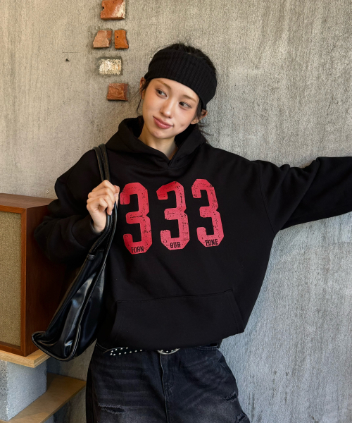 AMOU(アモウ)の「333 フーディー ブラック(パーカー・メンズ・その他・1/2)」の6枚目の写真