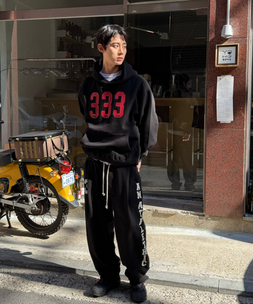 AMOU(アモウ)の「333 フーディー ブラック(パーカー・メンズ・その他・1/2)」の5枚目の写真