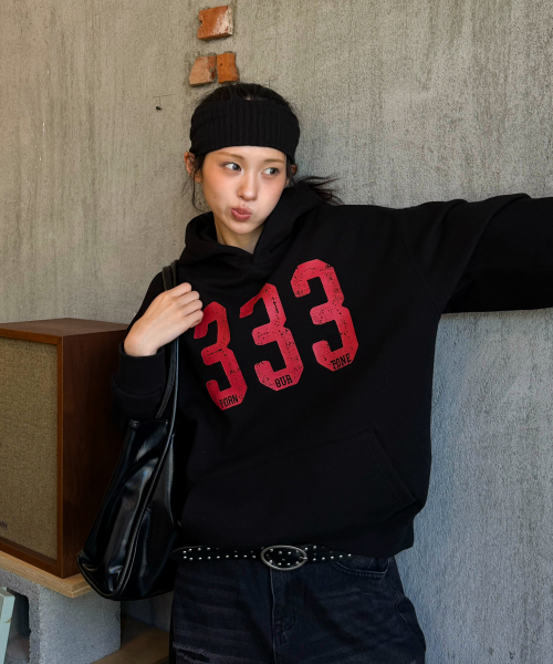 AMOU(アモウ)の「333 フーディー ブラック(パーカー・メンズ・その他・1/2)」の2枚目の写真