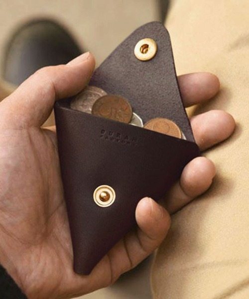 DURAM FACTORY（ドゥラムファクトリー）の「DURAM ドゥラム レザー トライアングルコインケース 小銭入れ コンパクト ミニ財布 15016（コインケース・メンズ・ブラウン/ダークブラウン/グリーン/レッド/ライトブラウン/ブラック・FREE）」の4枚目の写真