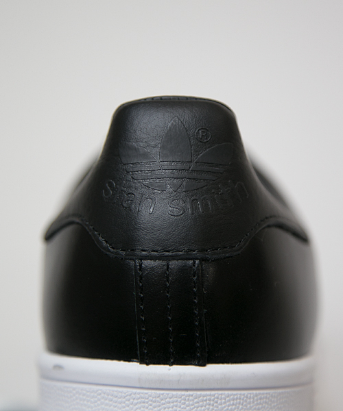 adidas(アディダス)の「adidas Originals STAN SMITH "Black/White"(スニーカー・メンズ・ブラック・26.0cm/27.0cm/26.5cm/27.5cm/28.0cm/28.5cm)」の7枚目の写真