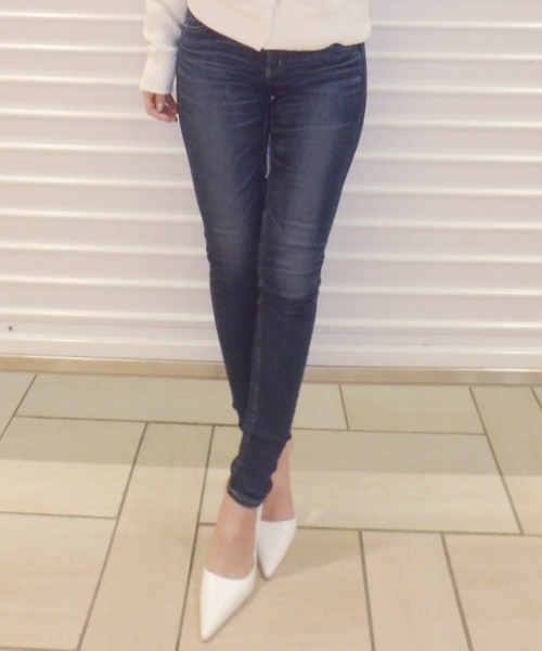 GYDA(ジェイダ)の「standard denimパンツ(デニムパンツ・レディース・インディゴブルー/ライトブルー・SMALL/X-SMALL/MEDIUM)」の1枚目の写真