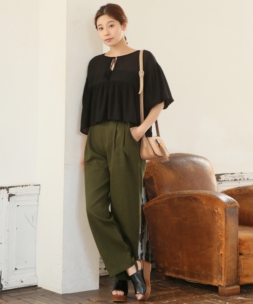 LEPSIM（レプシィム）の「ヨウリュウパフスリーブブラウスSS　748511（シャツ/ブラウス・レディース・ブラック/オフホワイト/ブルー・FREE）」の7枚目の写真