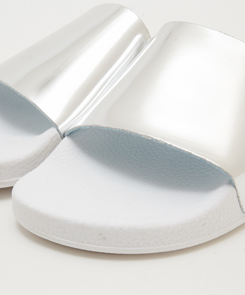 HENRY&HENRY（ヘンリーアンドヘンリー）の「HENRY&HENRY ヘンリーヘンリー 別注 メタリック シャワーサンダル （サンダル・メンズ・ブラック×ゴールド/ピンク系その他/グリーン系その他/シルバー・41/39/43）」の9枚目の写真