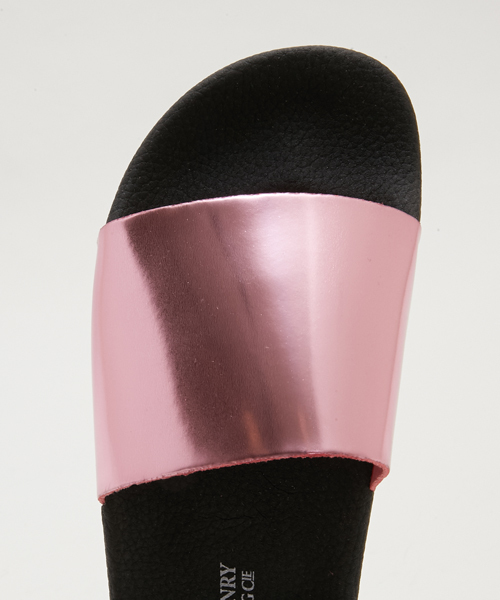 HENRY&HENRY（ヘンリーアンドヘンリー）の「HENRY&HENRY ヘンリーヘンリー 別注 メタリック シャワーサンダル （サンダル・メンズ・ブラック×ゴールド/ピンク系その他/グリーン系その他/シルバー・41/39/43）」の14枚目の写真