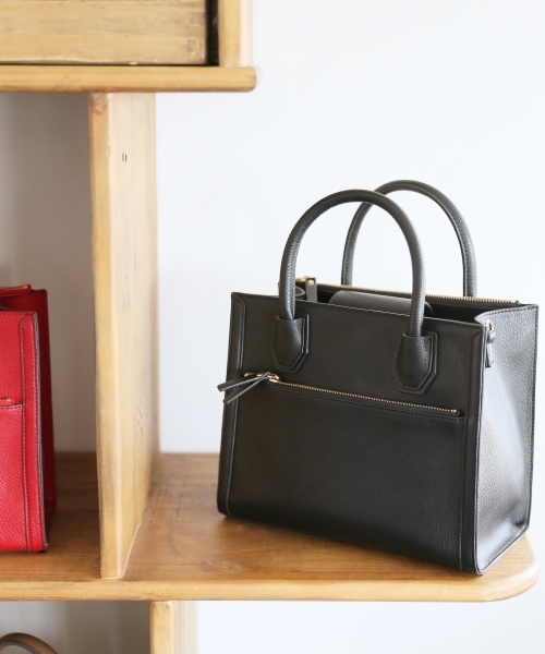 GLOBAL WORK(グローバルワーク)の「スクエアミニトート/767098(トートバッグ・レディース・ブラック/ブラウン/レッド・FREE)」の22枚目の写真