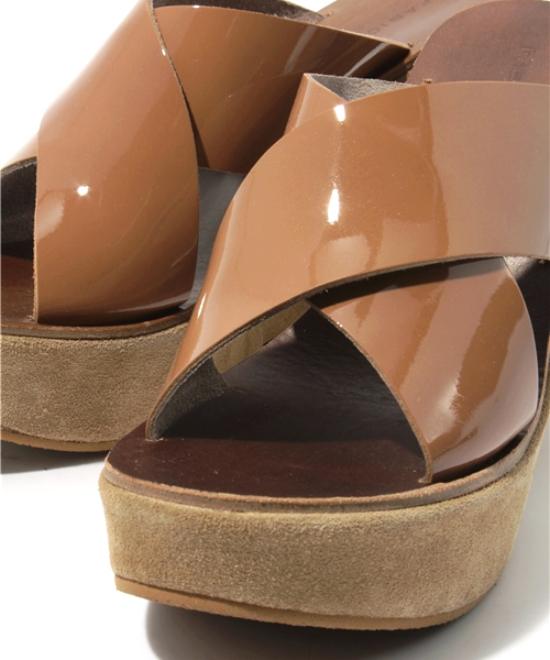 NANO universe（ナノユニバース）の「LB/スエードウェッジサンダル（サンダル・レディース・キャメル・36/37/38）」の7枚目の写真