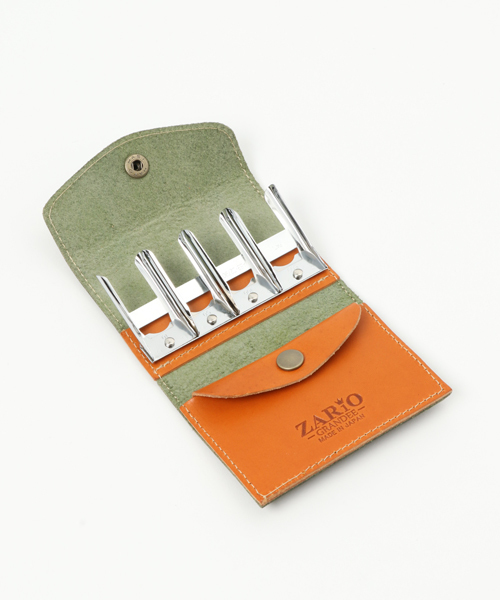 ZARIO-grandee-(ザリオ)の「栃木レザーバイカラーコインレール式収納コインケース(コインケース・メンズ・ブラック/ネイビー/ブラウン/オレンジ/グリーン/ブルー系その他/キャメル/モカ/ブラウン系その他/ダークネイビー/ダークグリーン/ブルー系その他2・ONE SIZE)」の15枚目の写真