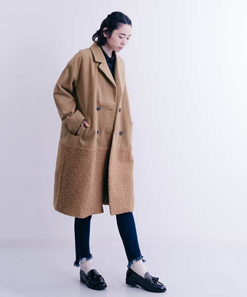 MERLOT（メルロー）の「異素材切替ダブルボタンコート647-0527（ピーコート・レディース・ベージュ/グレー/ブラック・FREE）」の17枚目の写真