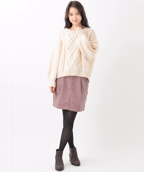 earth music&ecology(アースミュージックアンドエコロジー)の「オフショルニットプルオーバー(ニット/セーター・レディース・アイボリー/ピンク/グレー・FREE)」の11枚目の写真