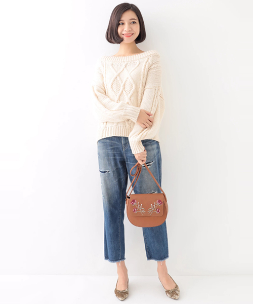 earth music&ecology(アースミュージックアンドエコロジー)の「オフショルニットプルオーバー(ニット/セーター・レディース・アイボリー/ピンク/グレー・FREE)」の10枚目の写真