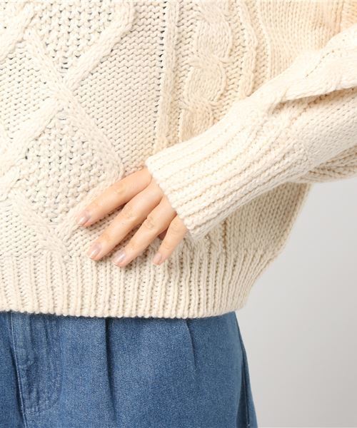 earth music&ecology(アースミュージックアンドエコロジー)の「オフショルニットプルオーバー(ニット/セーター・レディース・アイボリー/ピンク/グレー・FREE)」の6枚目の写真
