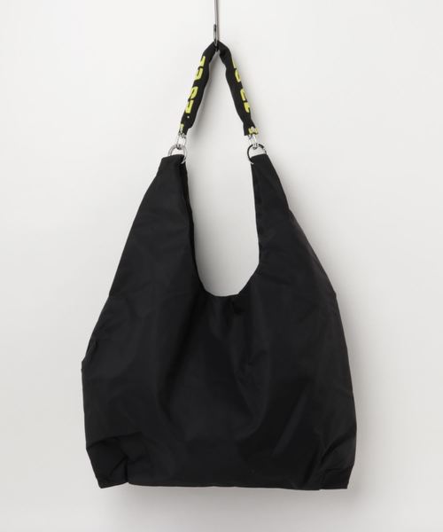 DIESEL ショルダーバッグ 黒/白 DIESEL®】ウィメンズ ショルダーバッグ | ディーゼル公式