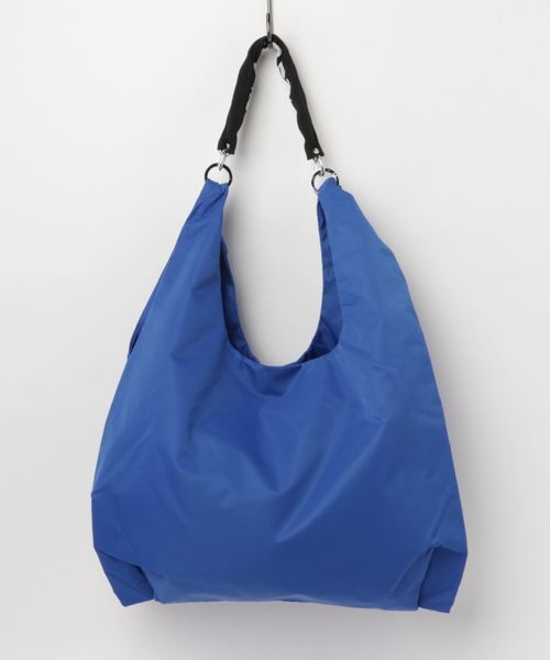 DIESEL(ディーゼル)の「X05419P1701(ショルダーバッグ・レディース・ブラック/ブルー・UNI)」の4枚目の写真