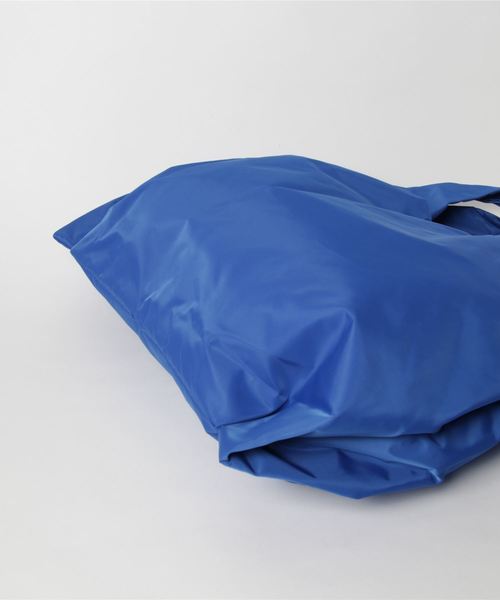 DIESEL(ディーゼル)の「X05419P1701(ショルダーバッグ・レディース・ブラック/ブルー・UNI)」の5枚目の写真