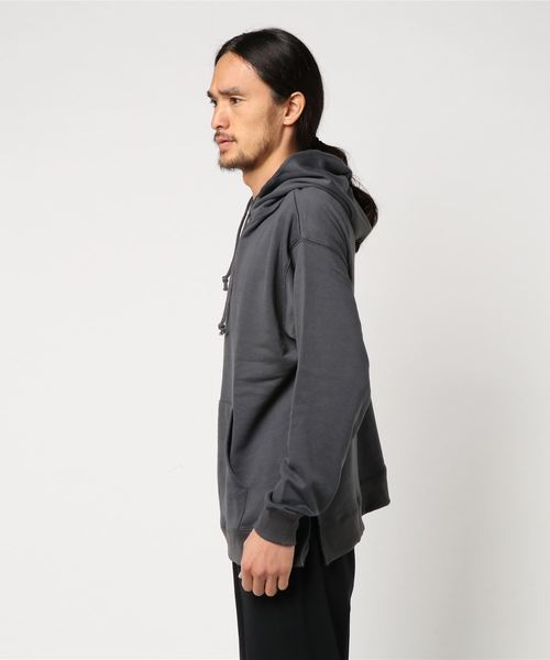 go slow caravan（ゴースローキャラバン）の「PANHARD/パンハード　T/C裏毛BIGプルパーカー（パーカー・メンズ・ホワイト/ブラック/杢グレー/チャコール/グリーン/ブルー/ネイビー/パープル/イエロー/レッド・LARGE/MEDIUM/X-LARGE）」の11枚目の写真