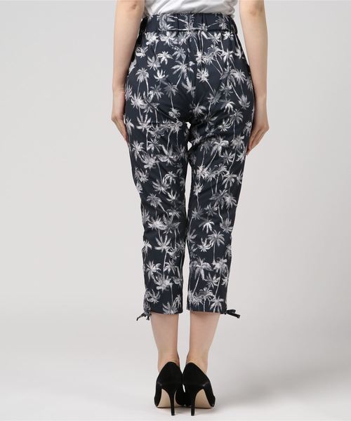 ROXY（ロキシー）の「SUGAR PALM CROPPED/ロキシー ボトムス クロップド ルームウェアにも（その他パンツ・レディース・ブラック系その他/ブルー系その他・MEDIUM/LARGE/SMALL）」の4枚目の写真