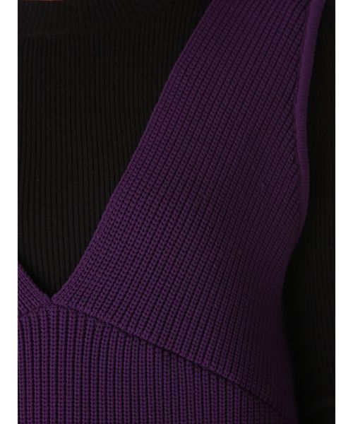 LAGUNAMOON（ラグナムーン）の「Vネックニットジャンパースカート（ワンピース・レディース・ライトグレー/ブラック/パープル・SMALL/MEDIUM）」の13枚目の写真