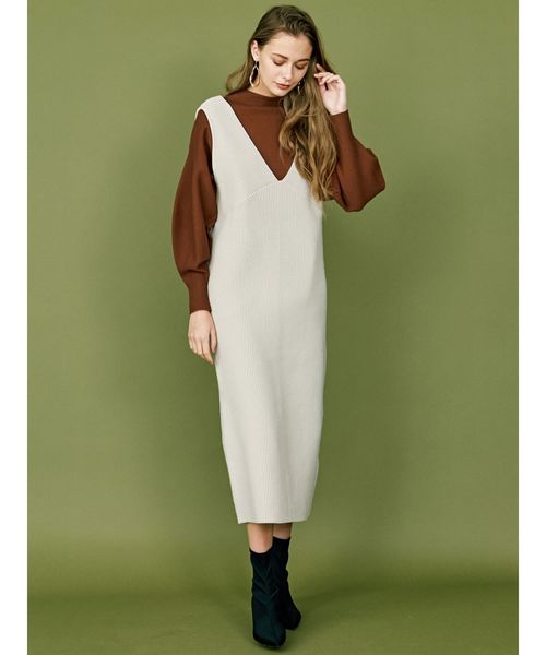 LAGUNAMOON（ラグナムーン）の「Vネックニットジャンパースカート（ワンピース・レディース・ライトグレー/ブラック/パープル・SMALL/MEDIUM）」の17枚目の写真