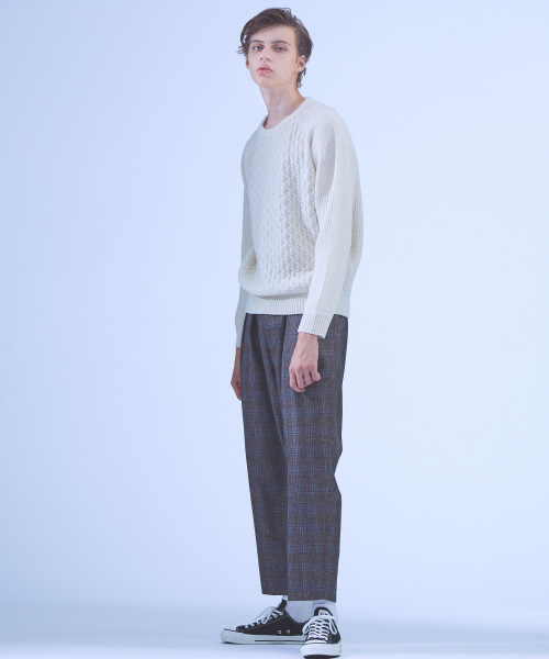 ABAHOUSE(アバハウス)の「【LANEROSSI】RIB×CROSSKNIT クルーネックニット(ニット/セーター・メンズ・オフホワイト/グレー/ブルー/ブラック/オレンジ・44/46/48)」の11枚目の写真