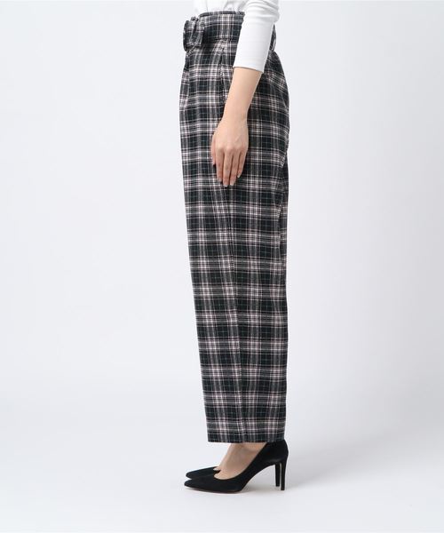 PINKHOUSE CHELSEA（ピンクハウスチェルシー）の「ベルト付きストレッチパンツ（その他パンツ・レディース・ブラック/ブラック系その他/ベージュ系その他・SMALL/MEDIUM）」の4枚目の写真