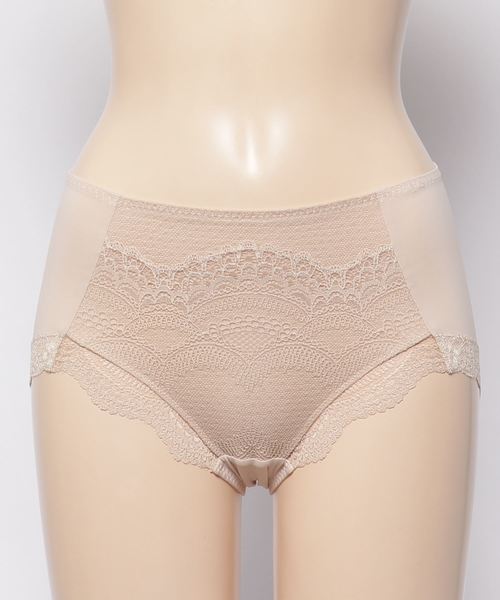 Triumph(トリンプ)の「天使のブラ472 はきこみ深めショーツ TR472 Maxi(ショーツ・レディース・ブラック/ベージュ・M/L)」の5枚目の写真