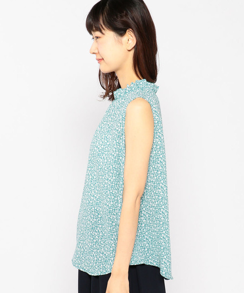 A/C DESIGN BY ALPHA CUBIC（エーシーデザインバイアルファキュービック）の「ハイネックギャザーアシメブラウス（シャツ/ブラウス・レディース・グリーン/オフホワイト/マスタード/ブラック・11号/9号）」の7枚目の写真