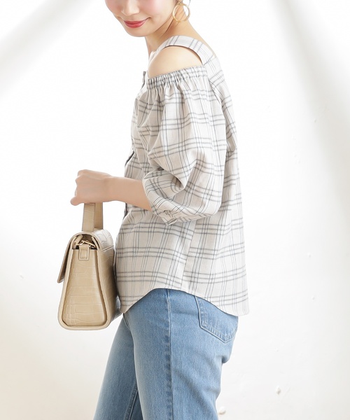 natural couture（ナチュラルクチュール）の「着方いろいろ楽しめるブラウス（シャツ/ブラウス・レディース・ブラック/ピンク/チェック/アイボリー・FREE）」の15枚目の写真