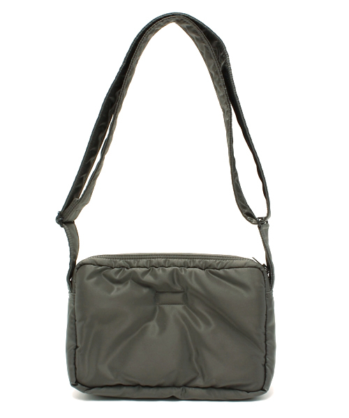 PORTER(ポーター)の「PORTER TANKER SHOULDER BAG S <B印 YOSHIDA SELECT>(ショルダーバッグ・メンズ・ブラック系その他・ONE SIZE)」の3枚目の写真