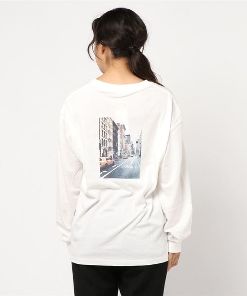 LOWRYS FARM(ローリーズファーム)の「フォトプリントロンT 850075(Tシャツ/カットソー・レディース・ホワイト/チャコールグレー/ホワイト系その他・FREE)」の9枚目の写真