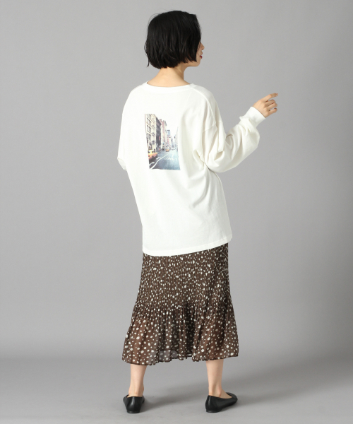 LOWRYS FARM(ローリーズファーム)の「フォトプリントロンT 850075(Tシャツ/カットソー・レディース・ホワイト/チャコールグレー/ホワイト系その他・FREE)」の21枚目の写真