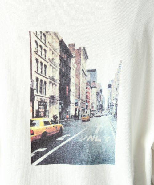 LOWRYS FARM(ローリーズファーム)の「フォトプリントロンT 850075(Tシャツ/カットソー・レディース・ホワイト/チャコールグレー/ホワイト系その他・FREE)」の8枚目の写真