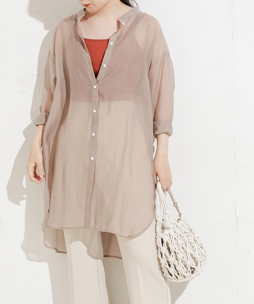 natural couture（ナチュラルクチュール）の「バンドカラーシアーロングシャツ（シャツ/ブラウス・レディース・ベージュ/オフホワイト/オレンジ/ミント・FREE）」の9枚目の写真