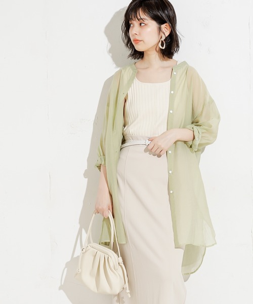 natural couture（ナチュラルクチュール）の「バンドカラーシアーロングシャツ（シャツ/ブラウス・レディース・ベージュ/オフホワイト/オレンジ/ミント・FREE）」の12枚目の写真