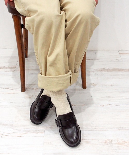 byあしながおじさん(バイアシナガオジサン)の「ベルトローファーパンプス -8710309(ローファー・レディース・ブラック/ダークブラウン/グリーン/キャメル/クリアグリーン/チェック・22.5cm/23.5cm/24.5cm/23.0cm/24.0cm)」の12枚目の写真