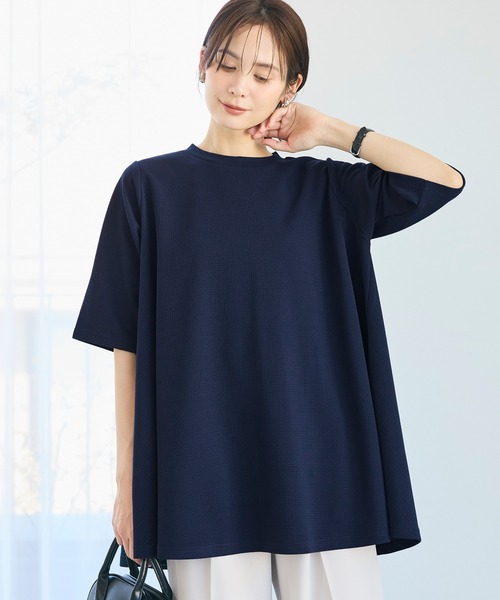 coca(coca)(コカ)の「エンボス加工Aライン半袖チュニック(Tシャツ/カットソー・レディース・ホワイト/ブラック/ダークベージュ/ネイビー/ライトグレー/ライトグリーン/アイボリー/ライトブルー/ベージュ・ONE SIZE/L/M/S)」の21枚目の写真