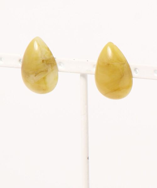 tone(トーン)の「【lea.acc*maamee*】しずくマーブルシンプルピアス(ピアス(両耳用)・レディース・イエロー/ブルー/グリーン/ベージュ/グリーン系その他/ホワイト/ブラック/ボルドー・FREE)」の5枚目の写真