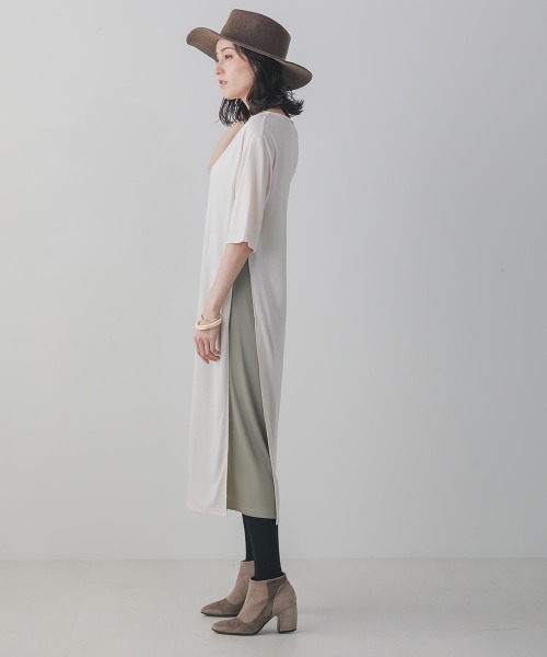 Bou Jeloud(ブージュルード)の「サイドスリットインナーセットワンピース(ワンピース・レディース・オフホワイト/ブルー・38)」の18枚目の写真