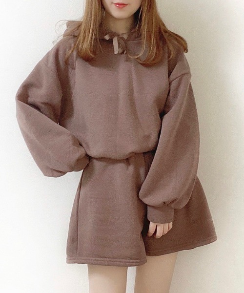 Mysa&Liina（ミーサリーナ）の「パーカー＋ショートパンツSETUP（ルームウェア/パジャマ・レディース・ベージュ/サックスブルー/グリーン/ラベンダー/ピンク/オフホワイト/ブラック/ブラウン/ピンクベージュ・M/L）」の4枚目の写真