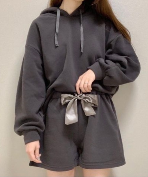 Mysa&Liina（ミーサリーナ）の「パーカー＋ショートパンツSETUP（ルームウェア/パジャマ・レディース・ベージュ/サックスブルー/グリーン/ラベンダー/ピンク/オフホワイト/ブラック/ブラウン/ピンクベージュ・M/L）」の3枚目の写真