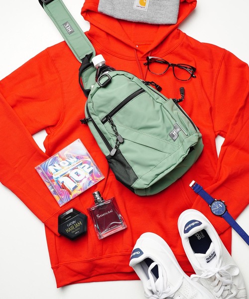 MEI(メイ)の「MEI OLD BASIC BODY SHOUL(ST)(ボディバッグ/ウエストポーチ・レディース・ホワイト/ブルー/イエロー/レッド/グレー/ワイン/ブラウン/ライトブルー/グリーン・FREE)」の4枚目の写真