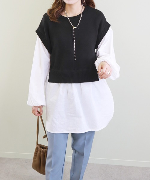Monocoro toppi（モノコロトッピ）の「バックスリット ブラウス ドッキングニット シャツ ベスト（ベスト・レディース・グレイッシュベージュ/モカ/チャコールグレー/ブラック・M）」の2枚目の写真